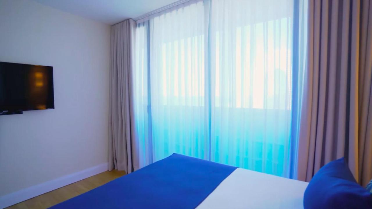 Aparthotel For Batumi Orbi City Екстериор снимка