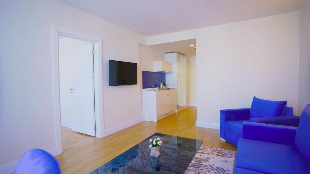 Aparthotel For Batumi Orbi City Екстериор снимка